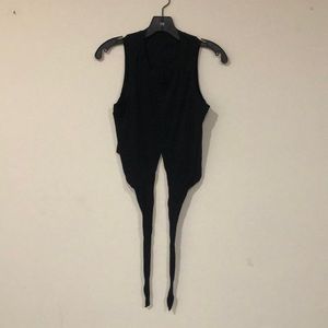 Lululemon black All tied up tank top sz 6